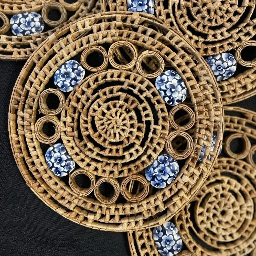 Woven Straw Rattan Trivets Thick Hot Pads Boho Wall Decor Rare Vintage set of 4.